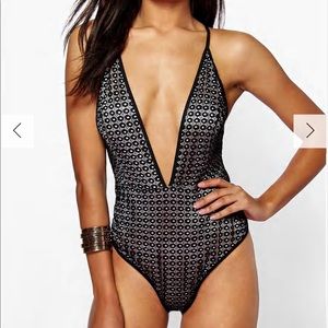 Boohoo Lauren Crochet Lace Plunge Thong Bodysuit